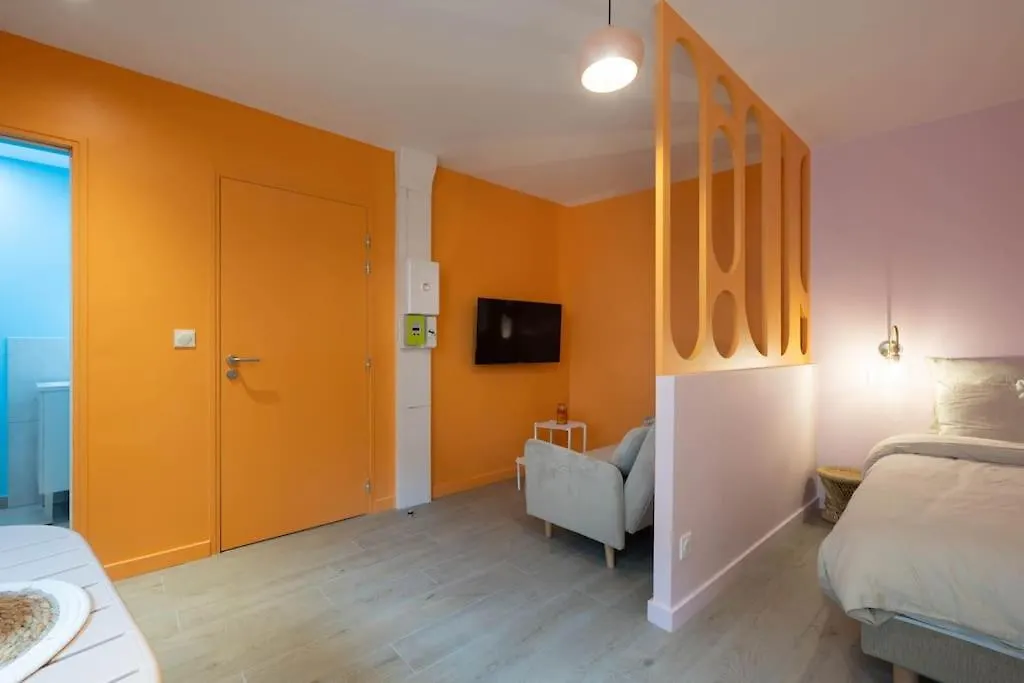 Le Macaron, Studio Coeur Ville Anse Apartment